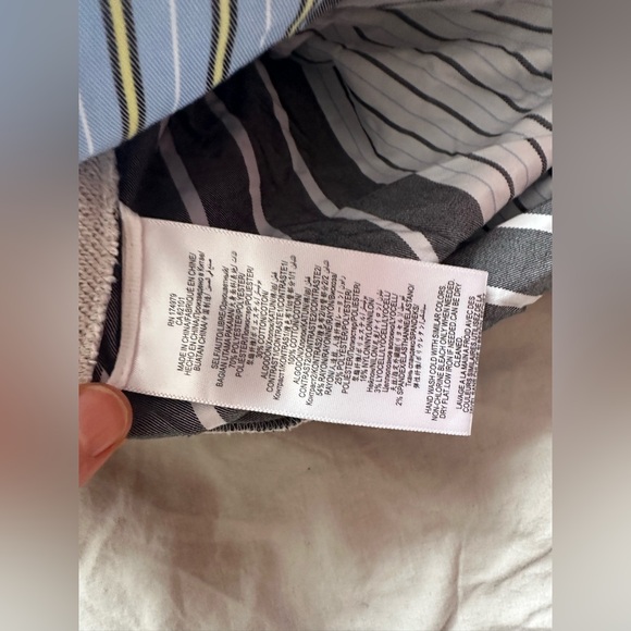 BCBG Max Azria Layered Sweatshirt Stripe Shirt Hem Pullover Gray XS Sport - Picture 7 of 8